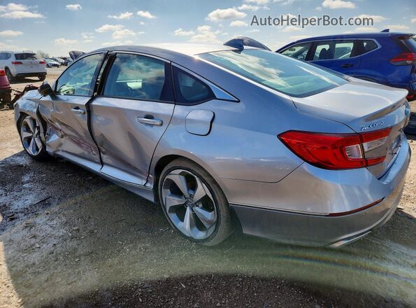 1HGCV2F99JA050957 2018 HONDA ACCORD Серебряный Задняя левая четверть