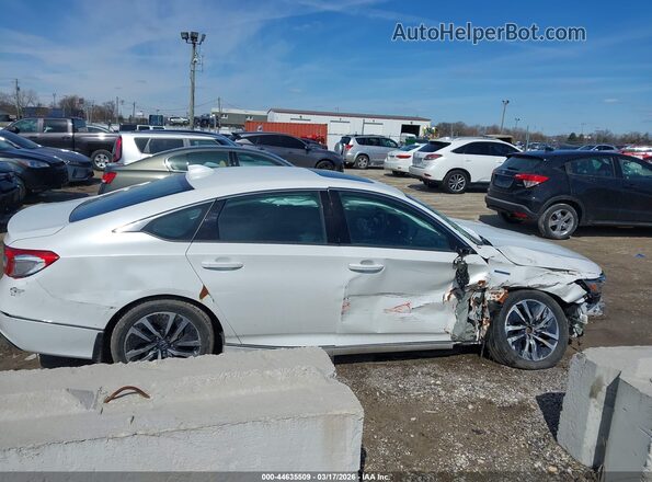 1HGCV3F40LA006763 2020 HONDA ACCORD HYBRID Белый Вид задней части салона