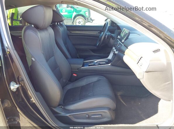 1HGCV3F53LA013067 2020 HONDA ACCORD HYBRID Black Front interior view