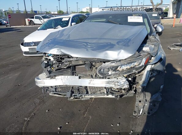 1HGCV3F54KA013707 2019 HONDA ACCORD HYBRID Silver Vista frontal