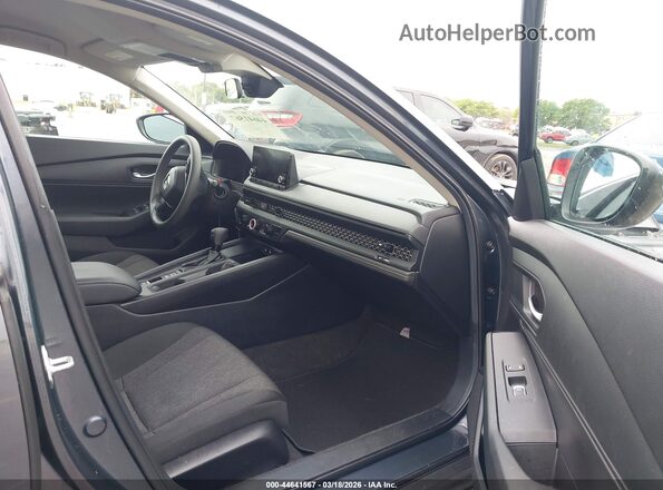 1HGCY1F28RA090558 2024 HONDA ACCORD Серый Вид салона спереди