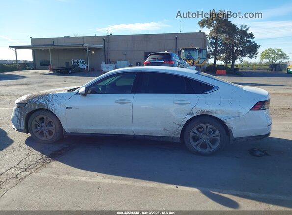 1HGCY1F39RA044634 2024 HONDA ACCORD White Սալոնի 360 աստիճան տեսք