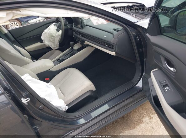 1HGCY1F40SA039272 2025 HONDA ACCORD Серый Вид салона спереди