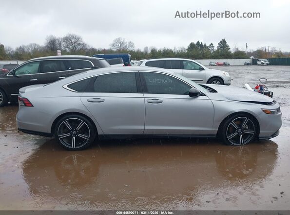 1HGCY2F53PA015389 2023 HONDA ACCORD HYBRID Серебряный Вид задней части салона
