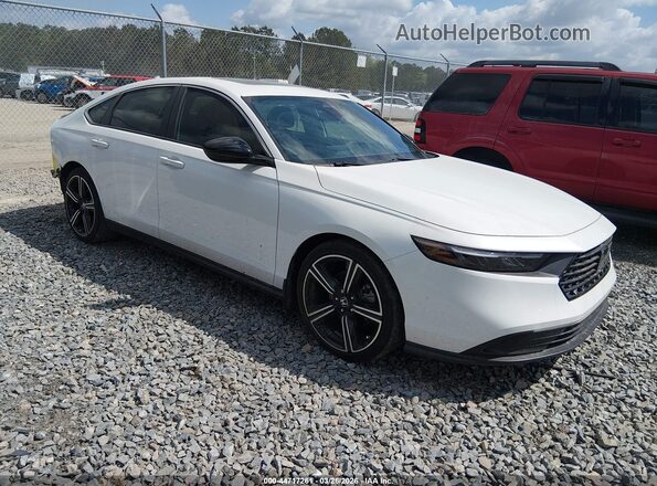 1HGCY2F55RA067092 2024 HONDA ACCORD HYBRID Серебряный Передняя правая четверть