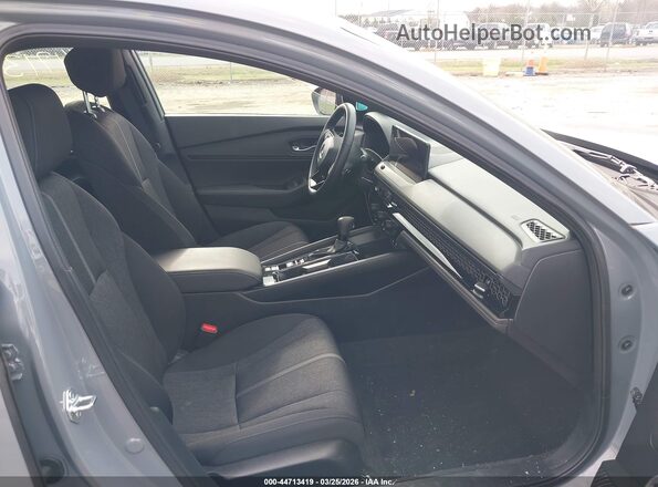 1HGCY2F57SA024640 2025 HONDA ACCORD HYBRID Серый Вид салона спереди