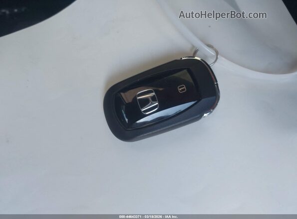 1HGCY2F61RA090684 2024 HONDA ACCORD HYBRID White Vista del salpicadero