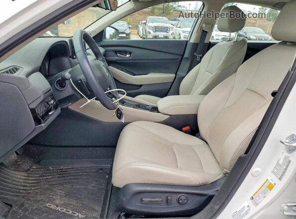 1HGCY2F67RA016525 2024 HONDA ACCORD White Սալոնի դիմացի տեսք