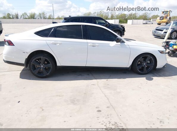 1HGCY2F77PA070705 2023 HONDA ACCORD HYBRID Белый Вид задней части салона