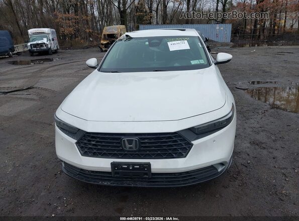 1HGCY2F84RA044199 2024 HONDA ACCORD HYBRID Белый Вид щитка приборов
