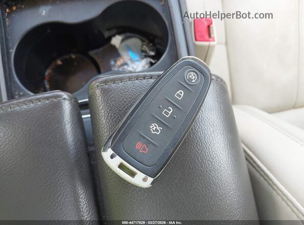 1LNHL9DK3GG601796 2016 LINCOLN MKS Желто-коричневый Вид панели приборов