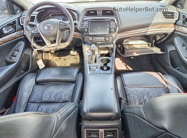 1N4AA6AP0HC418607 2017 NISSAN MAXIMA PLATINUM Черный Вид панели приборов