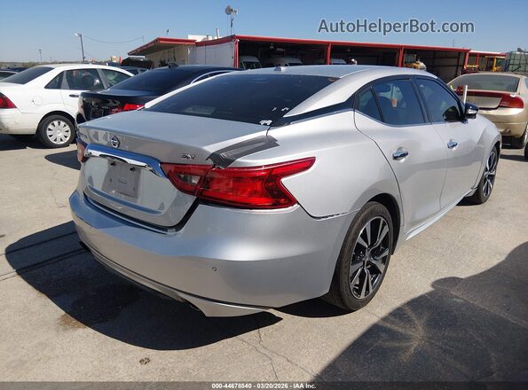 1N4AA6AP0HC445418 2017 NISSAN MAXIMA Серебряный Задняя правая четверть
