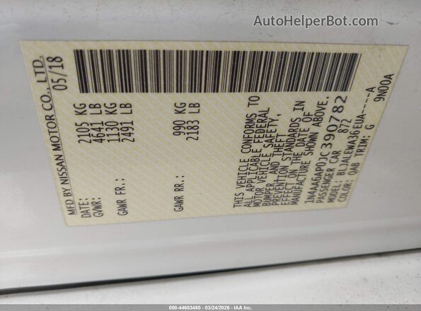 1N4AA6AP0JC390782 2018 NISSAN MAXIMA White Widok komory silnika