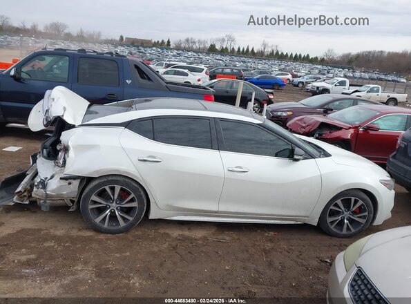 1N4AA6AP0JC390782 2018 NISSAN MAXIMA White Widok wnętrza z tyłu