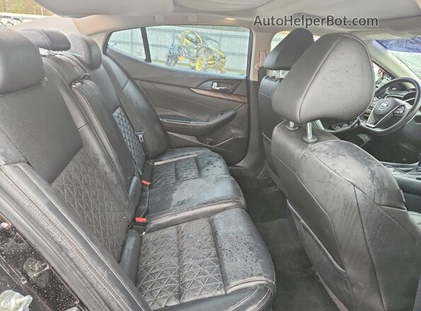 1N4AA6AP1HC453642 2017 NISSAN MAXIMA PLATINUM Черный Вид задних сидений