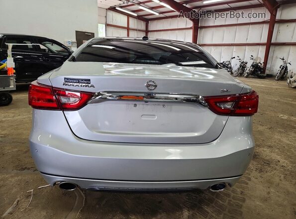 1N4AA6AP2GC906441 2016 NISSAN MAXIMA Серебряный Вид сзади