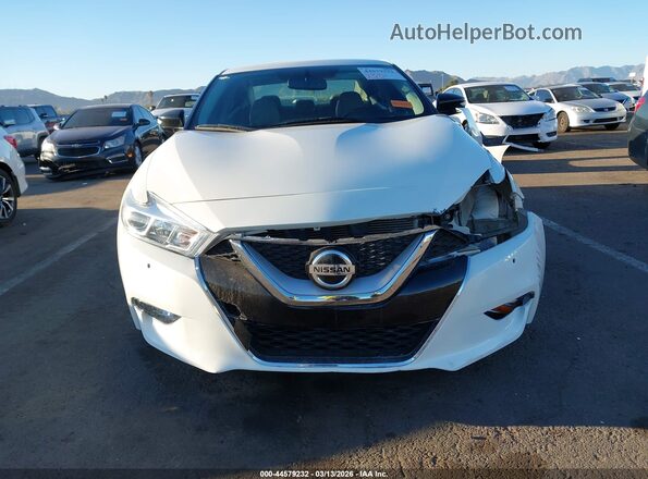 1N4AA6AP2JC381193 2018 NISSAN MAXIMA White Vista interior trasera