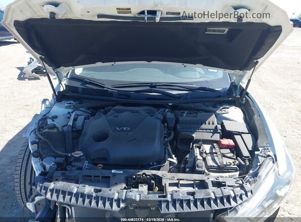 1N4AA6AP6HC420944 2017 NISSAN MAXIMA White Widok z tyłu