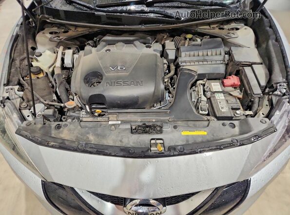 1N4AA6AP6JC386574 2018 NISSAN MAXIMA Silver Vista interior trasera