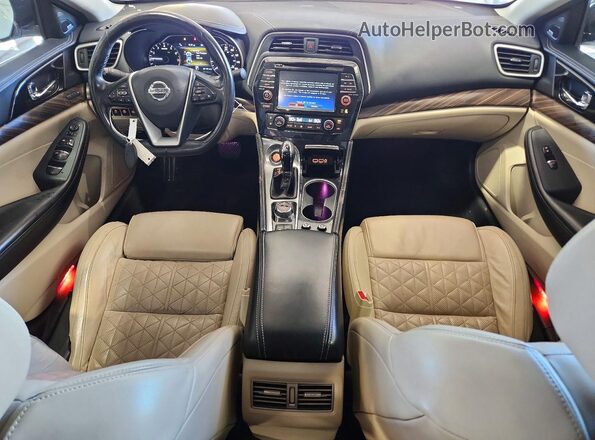 1N4AA6AP7HC394533 2017 NISSAN MAXIMA PLATINUM White Widok deski rozdzielczej