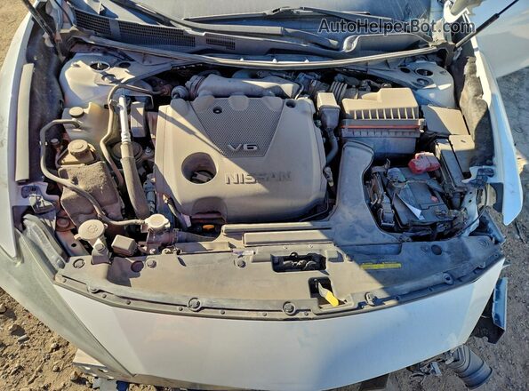 1N4AA6AP7HC448946 2017 NISSAN MAXIMA PLATINUM Белый Вид задней части салона