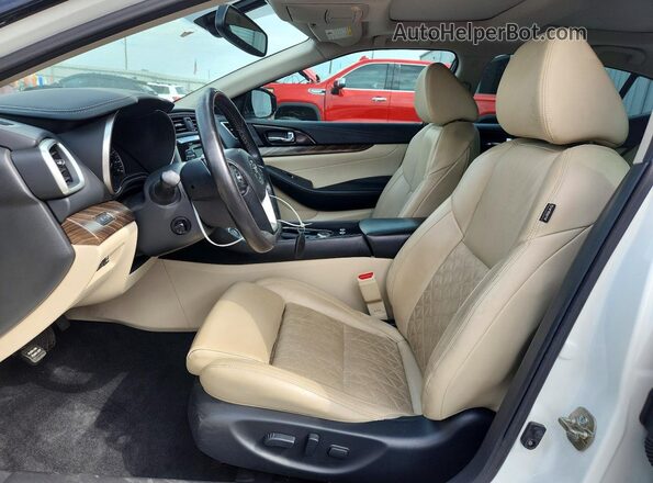 1N4AA6AP7HC451524 2017 NISSAN MAXIMA PLATINUM White Widok wnętrza z przodu