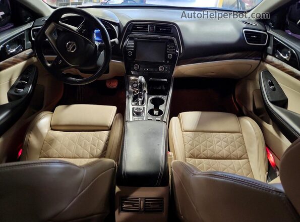1N4AA6AP8JC400944 2018 NISSAN MAXIMA PLATINUM Бордовый Вид панели приборов