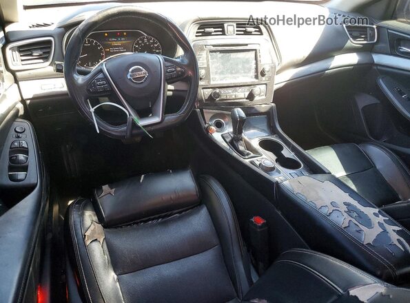 1N4AA6APXJC362133 2018 NISSAN MAXIMA Silver Widok deski rozdzielczej