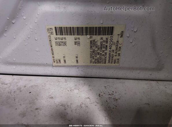 1N4AA6APXJC402503 2018 NISSAN MAXIMA White Vista del compartimento del motor