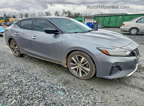 1N4AA6AV2KC379301 2019 NISSAN MAXIMA Серебряный Передняя правая четверть