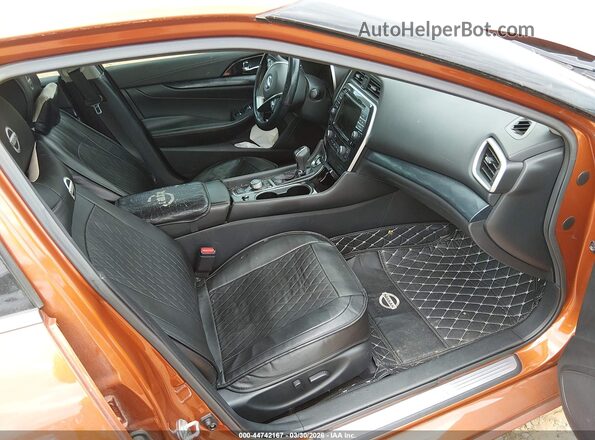 1N4AA6FV6LC370188 2020 NISSAN MAXIMA PLATINUM Оранжевый Вид салона спереди