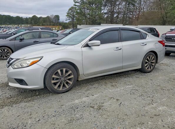 1N4AL3AP0HC154961 2017 NISSAN ALTIMA Silver Vista tres cuartos delantera izquierda