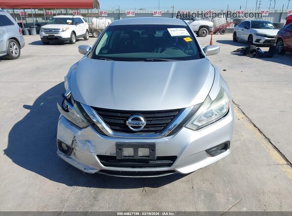 1N4AL3AP0JC111694 2018 NISSAN ALTIMA Silver Widok zestawu wskaźników