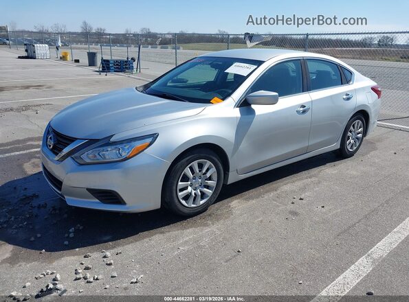 1N4AL3AP0JC168686 2018 NISSAN ALTIMA Silver Przód lewy