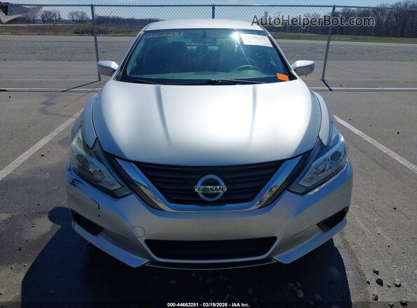 1N4AL3AP0JC168686 2018 NISSAN ALTIMA Silver Widok zestawu wskaźników