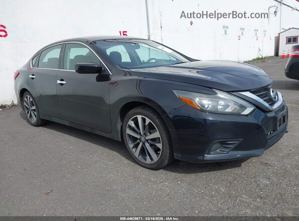 1N4AL3AP1GC226703 2016 NISSAN ALTIMA Черный Передняя правая четверть