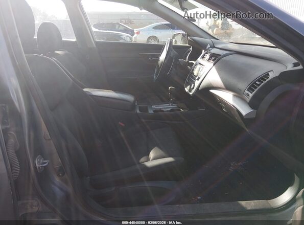 1N4AL3AP1HC247830 2017 NISSAN ALTIMA Серый Вид салона спереди