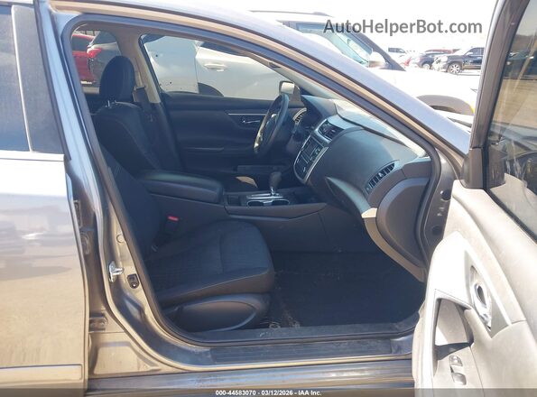 1N4AL3AP1JC226384 2018 NISSAN ALTIMA Gray Вид салону спереду