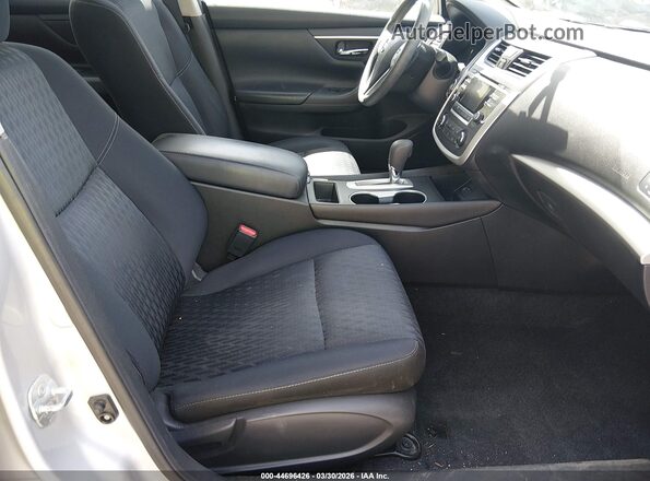 1N4AL3AP2JC199387 2018 NISSAN ALTIMA Silver Вид салону спереду