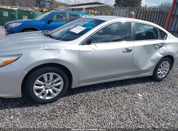 1N4AL3AP6GC218788 2016 NISSAN ALTIMA Silver Widok z przodu