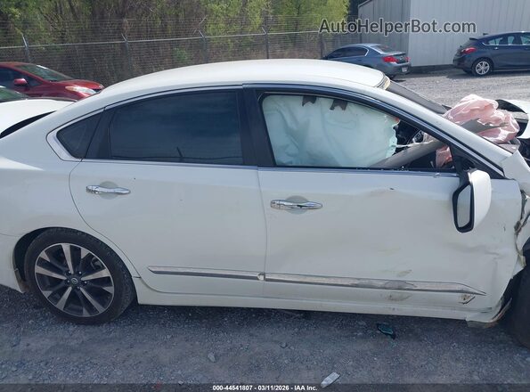1N4AL3AP6GN373765 2016 NISSAN ALTIMA White Панорамний вид салону 360°