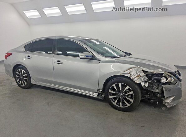 1N4AL3AP7HC171384 2017 NISSAN ALTIMA Серебряный Передняя правая четверть