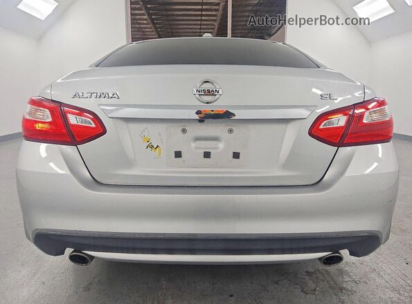 1N4AL3AP7HC171384 2017 NISSAN ALTIMA Серебряный Вид сзади
