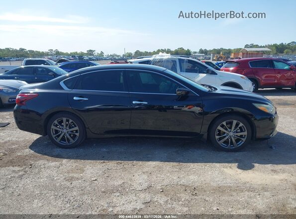 1N4AL3AP8JC295900 2018 NISSAN ALTIMA Black Widok wnętrza z tyłu