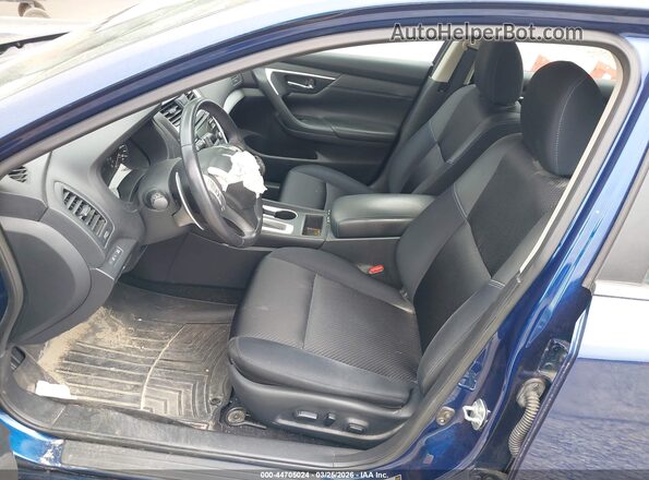 1N4AL3AP9HC486607 2017 NISSAN ALTIMA Blue Vista interior delantera