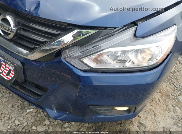 1N4AL3AP9HC486607 2017 NISSAN ALTIMA Blue Vista interior trasera