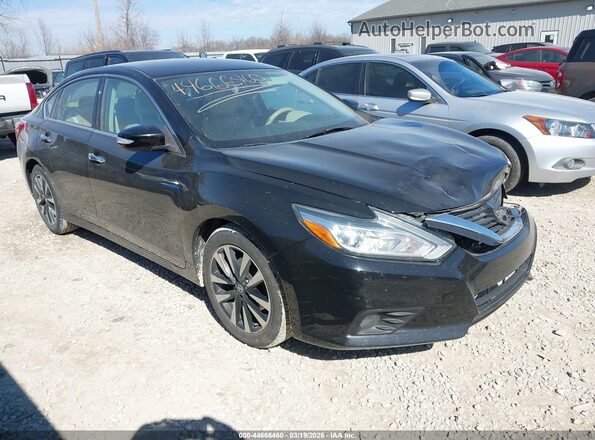 1N4AL3AP9JC118112 2018 NISSAN ALTIMA Черный Передняя правая четверть