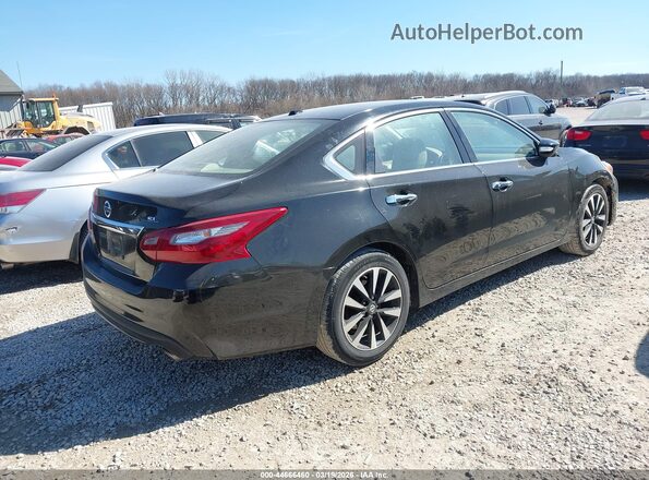 1N4AL3AP9JC118112 2018 NISSAN ALTIMA Черный Задняя правая четверть