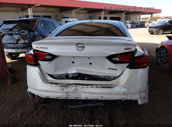 1N4AL4CV2PN327805 2023 NISSAN ALTIMA White Widok z przodu